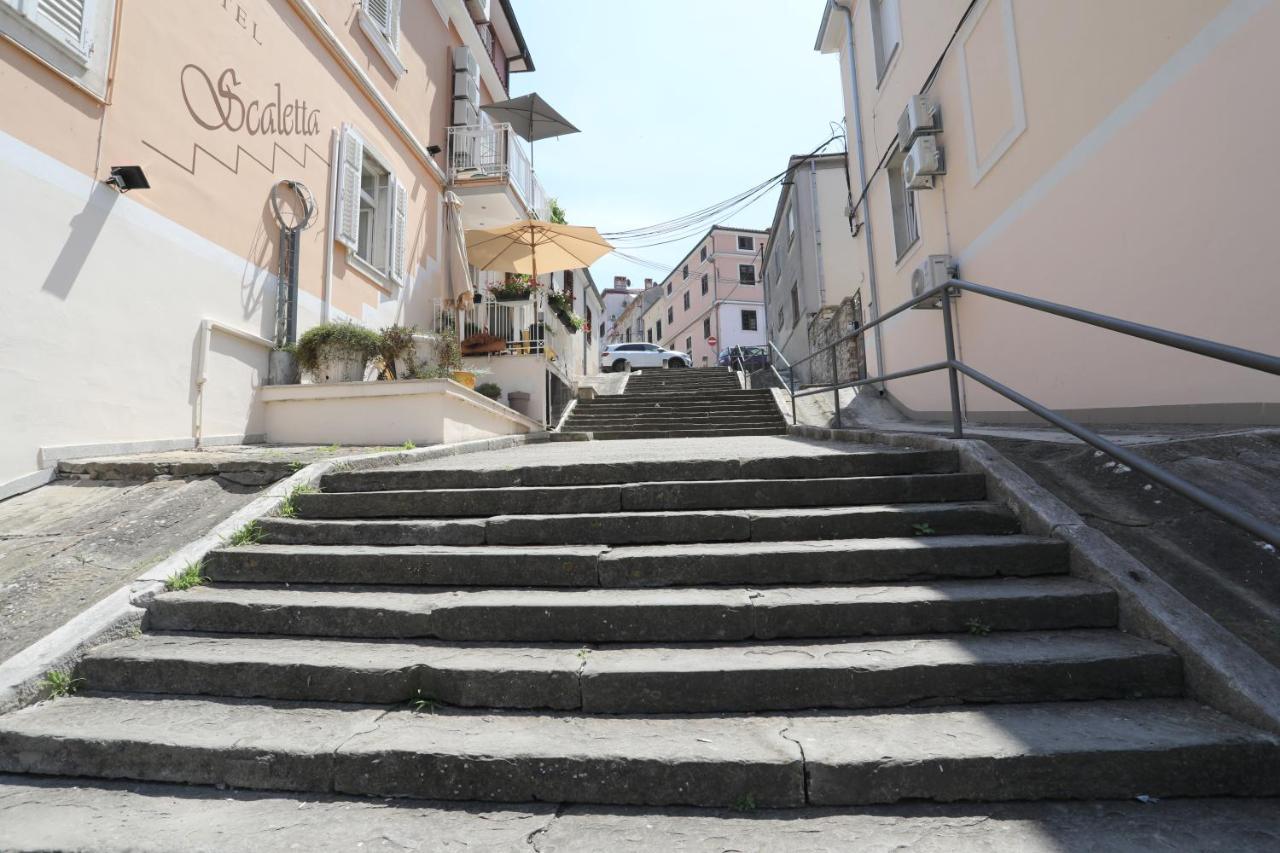 Apartman Kamala Pula Bagian luar foto